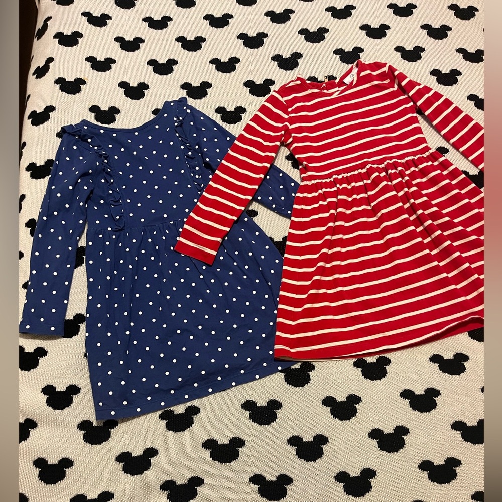 (2) Hanna dress size 110 (5) GUC super cute and comfortable smoke free pet free